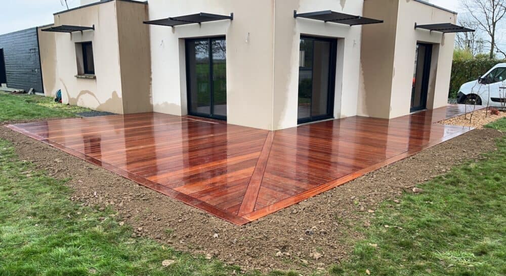 Terrasse et clôture réalisées – CLOUET Paysagiste Châteaubriant