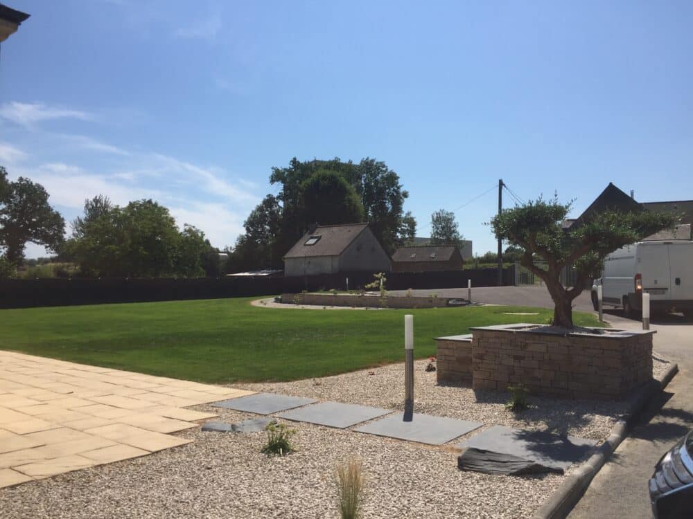 Muret et escalier extérieur – CLOUET Paysagiste Châteaugiron Ille-et-Vilaine