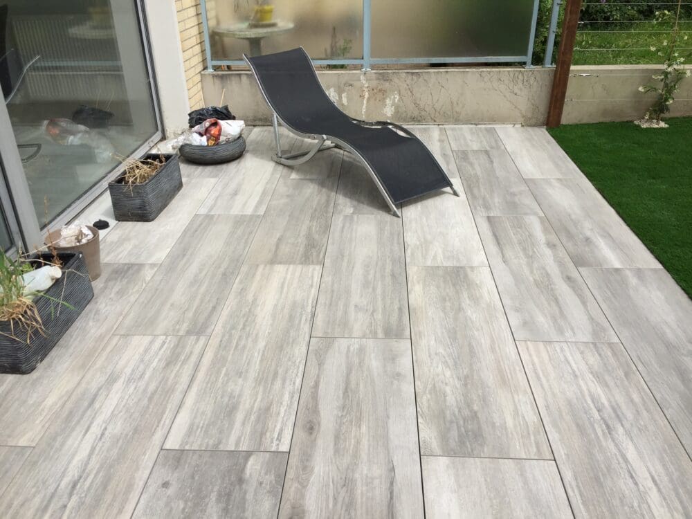 Grande terrasse aménagée – Paysagiste Janzé Châteaugiron Ille-et-Vilaine
